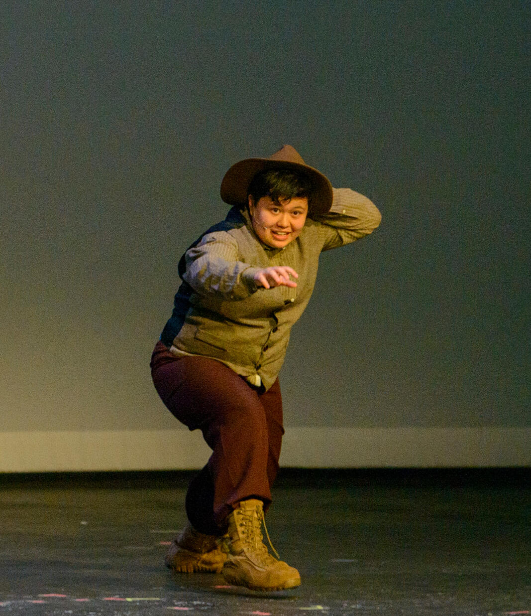 Zeke/Cowardly Lion (The Wizard of Oz)